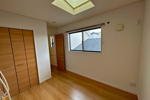愛知県岡崎市河原町11番27
