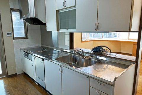 金沢市伏見台1丁目14番16号