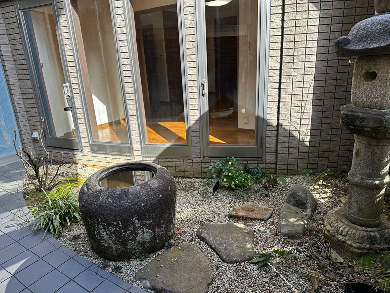 金沢市伏見台1丁目14番16号