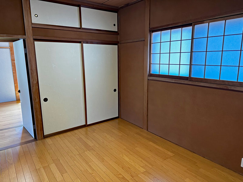 富山県高岡市野村933番地28