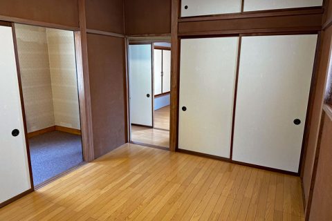 富山県高岡市野村933番地28