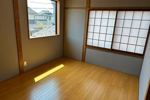 富山県高岡市野村933番地28