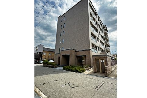 金沢市増泉1丁目568番1(住居表示20番25号）サーパス増泉