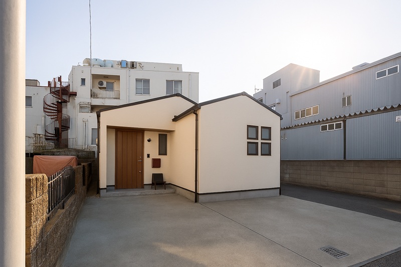 金沢市泉3丁目19番1（住居表示1番24号）