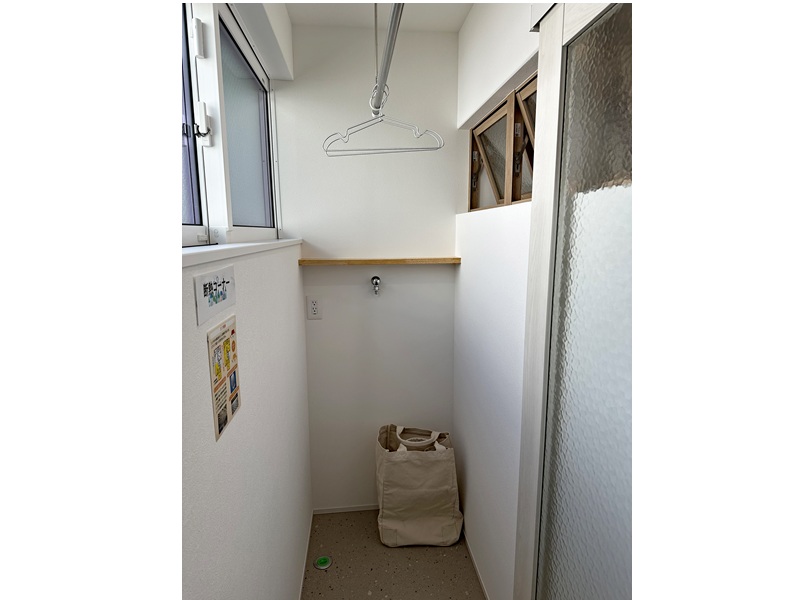 金沢市泉3丁目19番1（住居表示1番24号）
