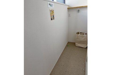 金沢市泉3丁目19番1（住居表示1番24号）