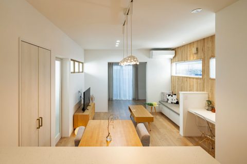 金沢市泉3丁目19番1（住居表示1番24号）