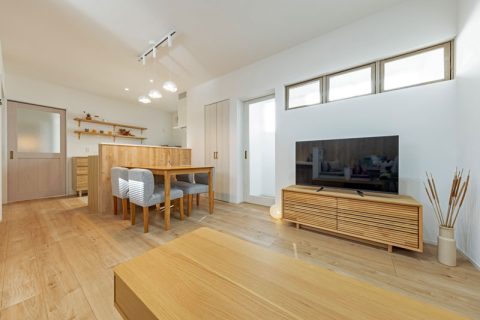 金沢市泉3丁目19番1（住居表示1番24号）