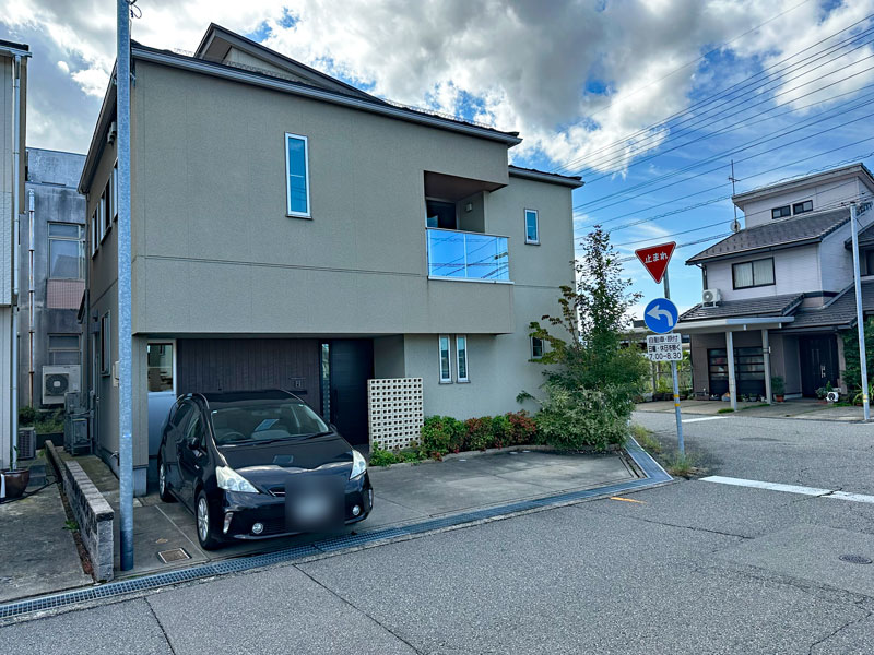 金沢市小坂町北61番1（住居表示61番地1）