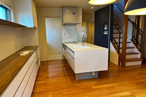 金沢市小坂町北61番1（住居表示61番地1）