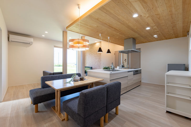 羽咋市酒井町そ86番2、86番3（住居表示86番地2）