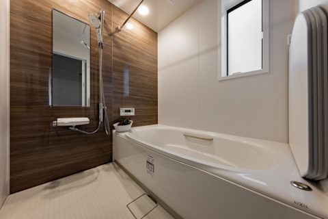 羽咋市酒井町そ86番2、86番3（住居表示86番地2）