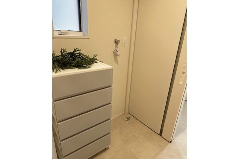 羽咋市酒井町そ86番2、86番3（住居表示86番地2）