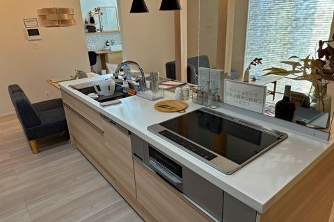 羽咋市酒井町そ86番2、86番3（住居表示86番地2）