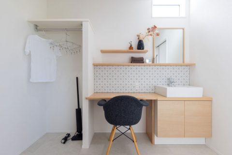 羽咋市酒井町そ86番2、86番3（住居表示86番地2）