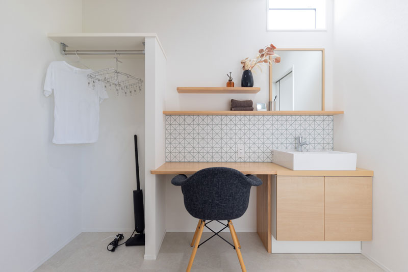 羽咋市酒井町そ86番2、86番3（住居表示86番地2）