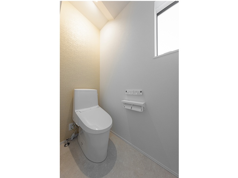 羽咋市酒井町そ86番2、86番3（住居表示86番地2）