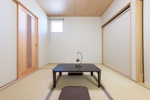 羽咋市酒井町そ86番2、86番3（住居表示86番地2）