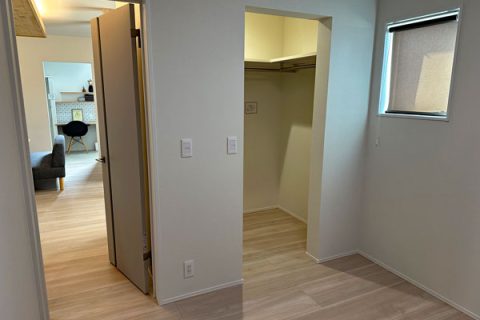 羽咋市酒井町そ86番2、86番3（住居表示86番地2）