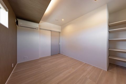 羽咋市酒井町そ86番2、86番3（住居表示86番地2）