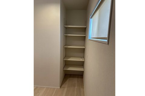 羽咋市酒井町そ86番2、86番3（住居表示86番地2）