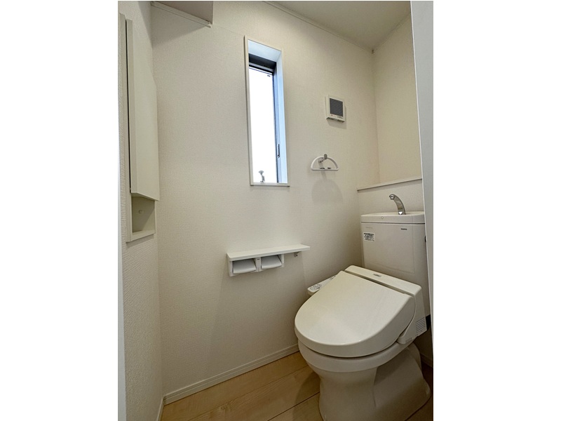 愛知県名古屋市守山区鳥羽見１丁目703番3（住居表示7番4号-2）