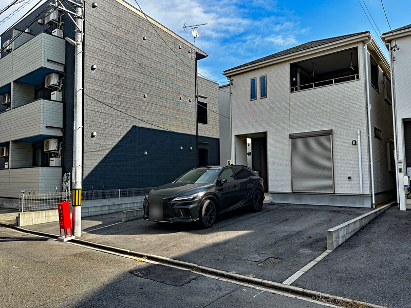 愛知県名古屋市守山区鳥羽見１丁目703番3（住居表示7番4号-2）