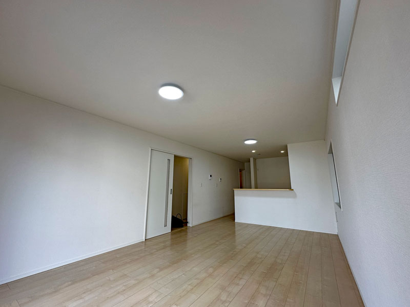 愛知県名古屋市守山区鳥羽見１丁目703番3（住居表示7番4号-2）