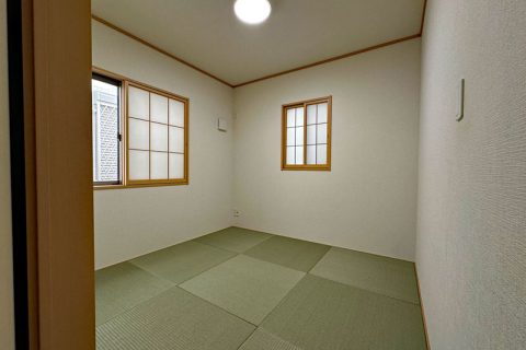 愛知県名古屋市守山区鳥羽見１丁目703番3（住居表示7番4号-2）