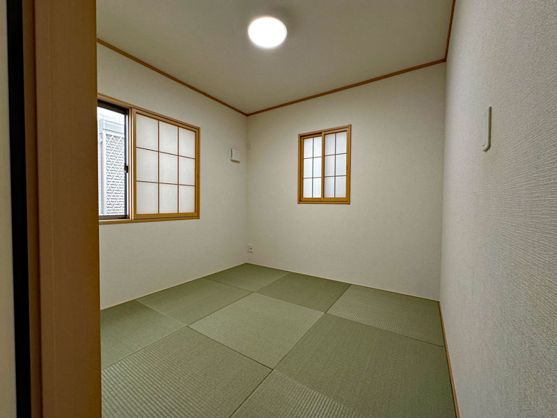 愛知県名古屋市守山区鳥羽見１丁目703番3（住居表示7番4号-2）