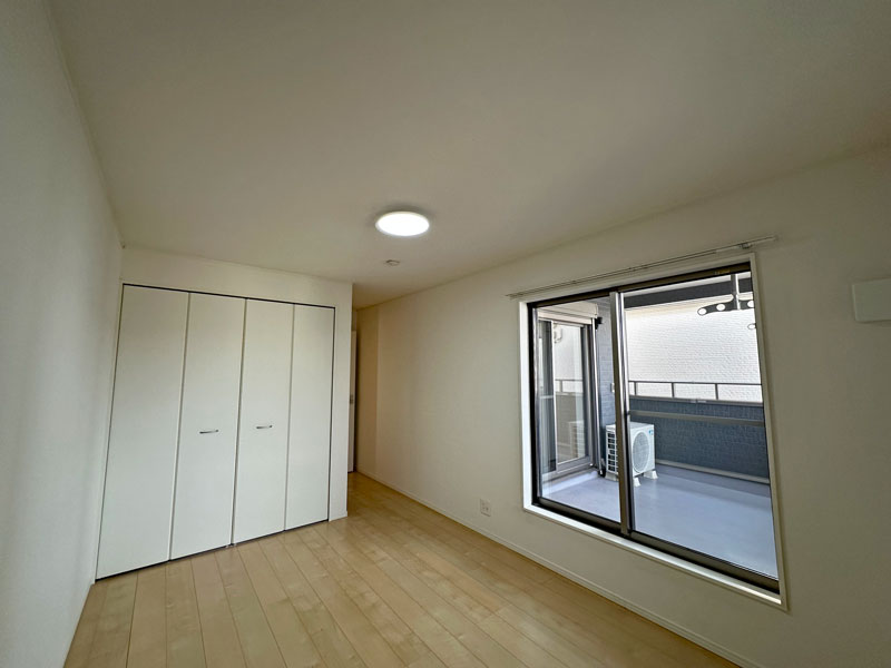 愛知県名古屋市守山区鳥羽見１丁目703番3（住居表示7番4号-2）