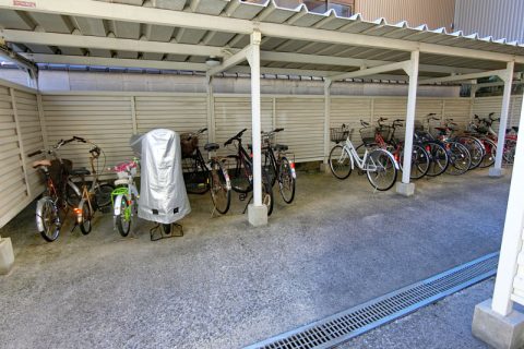 金沢市十一屋町　ロイヤルシャトー寺町台103号室