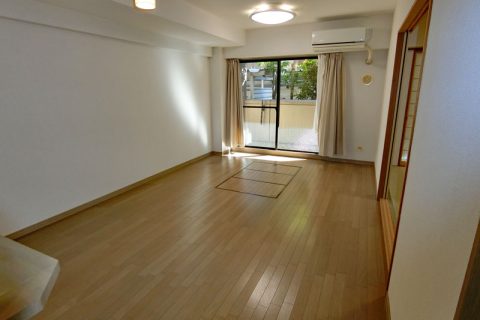 金沢市十一屋町　ロイヤルシャトー寺町台103号室