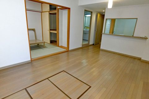 金沢市十一屋町　ロイヤルシャトー寺町台103号室