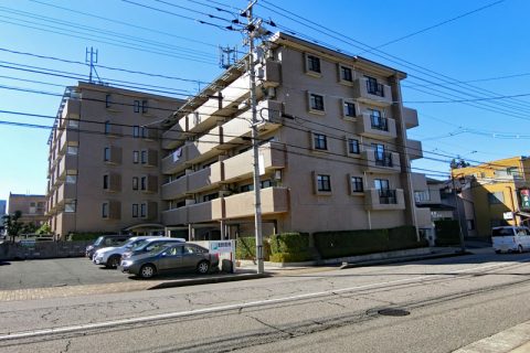 金沢市十一屋町　ロイヤルシャトー寺町台103号室