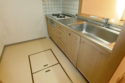 金沢市十一屋町　ロイヤルシャトー寺町台103号室