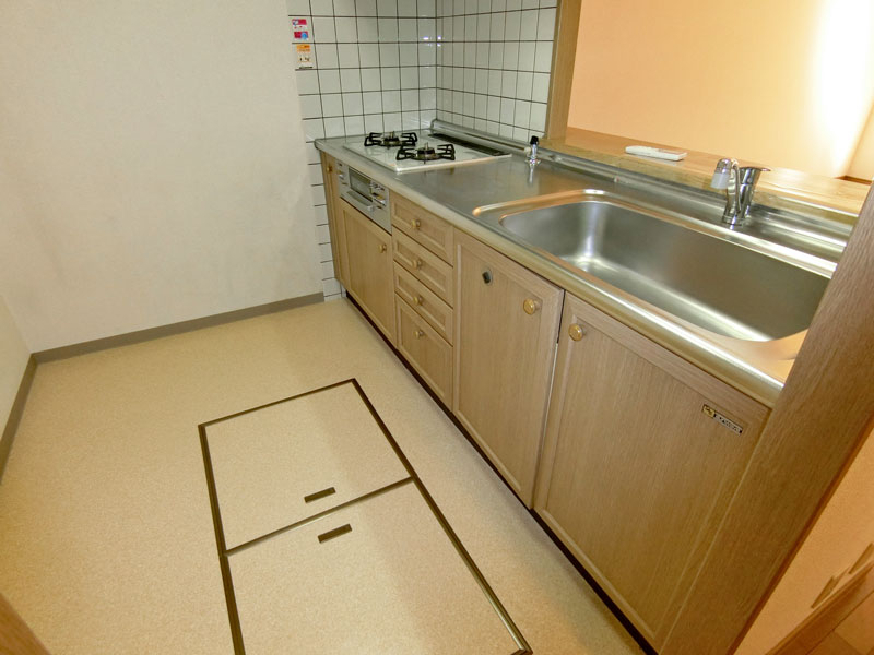 金沢市十一屋町　ロイヤルシャトー寺町台103号室