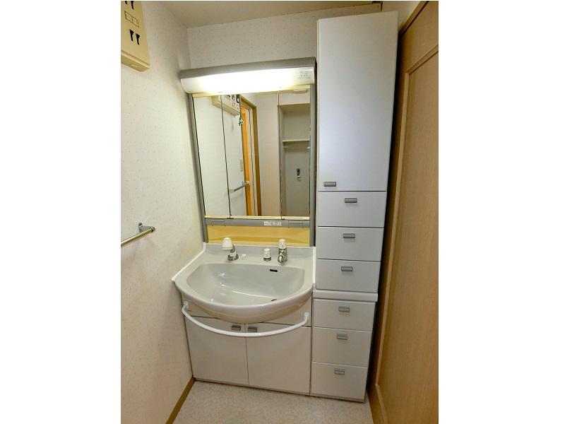 金沢市十一屋町　ロイヤルシャトー寺町台103号室