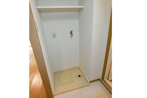 金沢市十一屋町　ロイヤルシャトー寺町台103号室