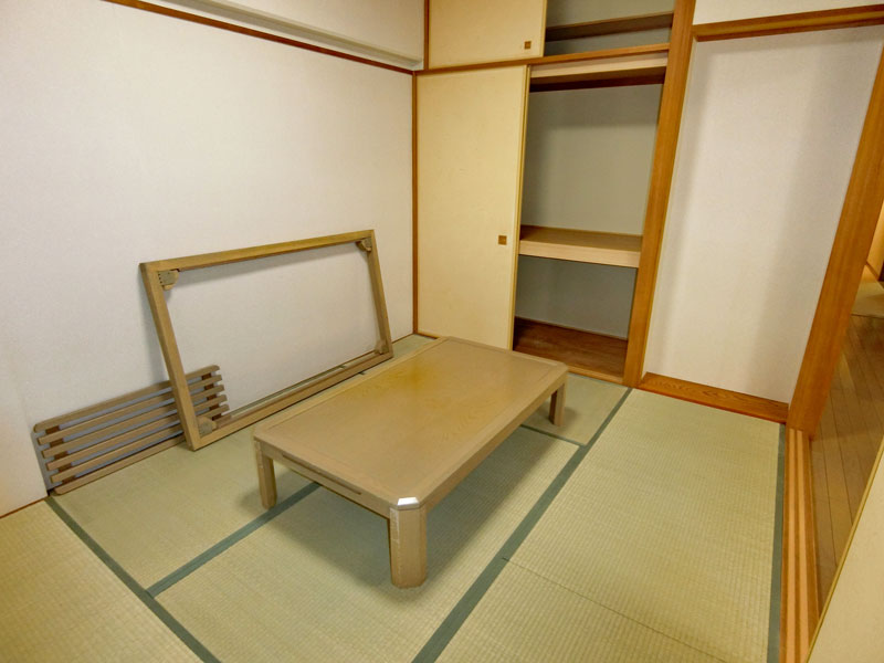 金沢市十一屋町　ロイヤルシャトー寺町台103号室