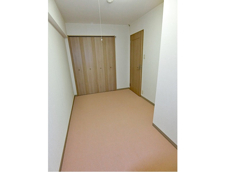 金沢市十一屋町　ロイヤルシャトー寺町台103号室